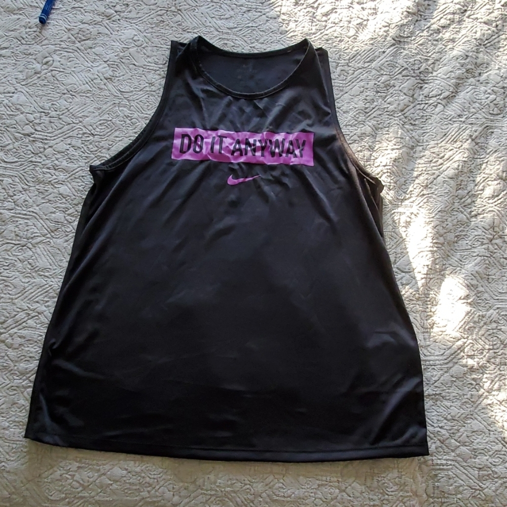 Nike tank